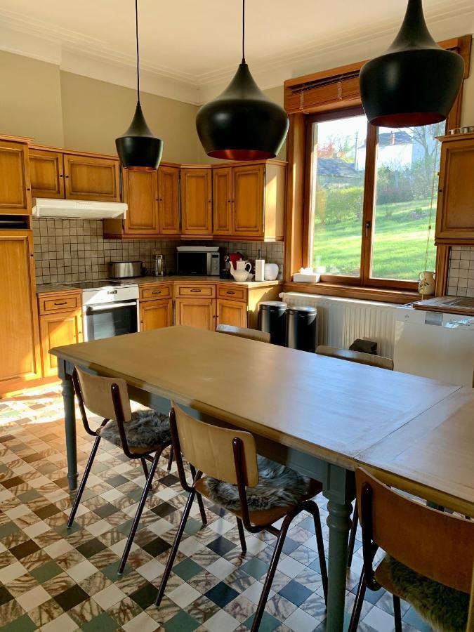 Gezellige Villa Met Open Haard En Zonnige Tuin. Doische 外观 照片