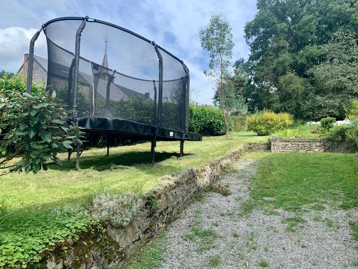 Gezellige Villa Met Open Haard En Zonnige Tuin. Doische 外观 照片